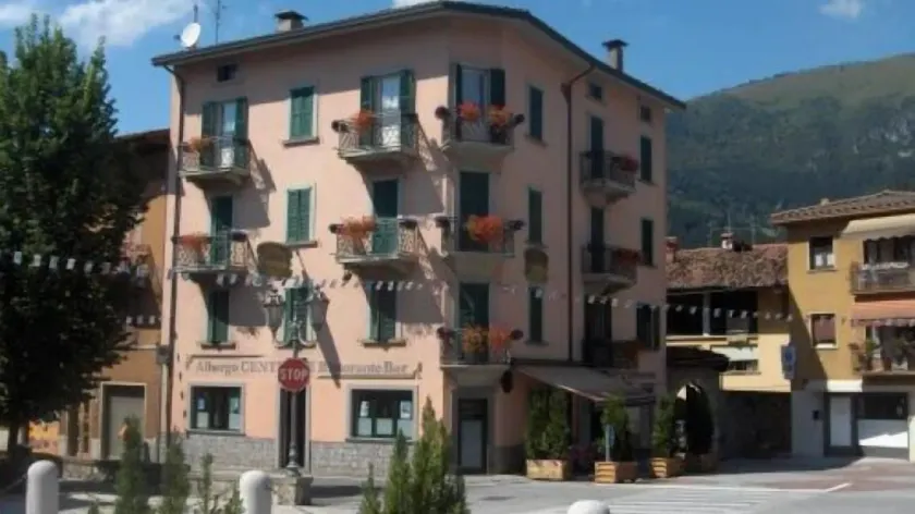 Albergo Centrale - Image 1