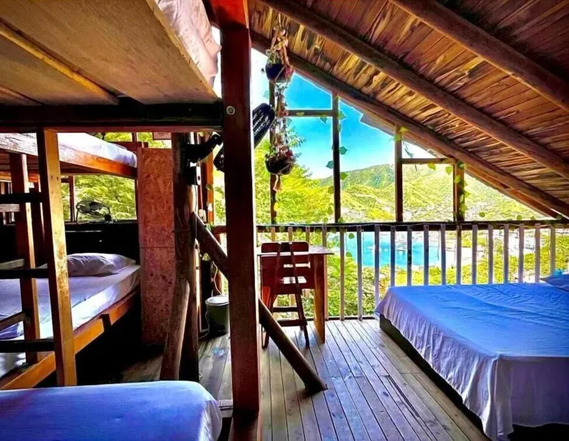 Tamarindo Beach hostel - Room