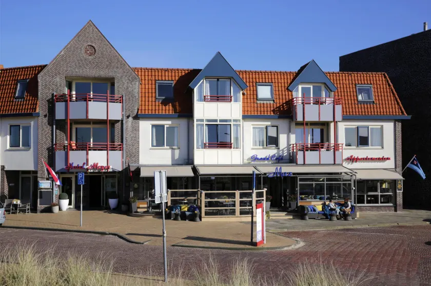 Best Western Beach Hotel Bergen aan Zee - Image 1