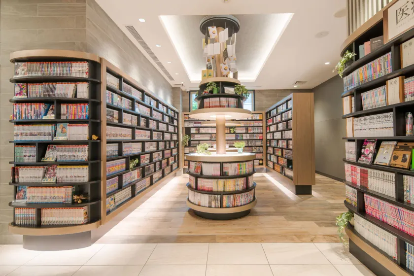 Quintessa Hotel Osaka Shinsaibashi Comic & Books - Image 1