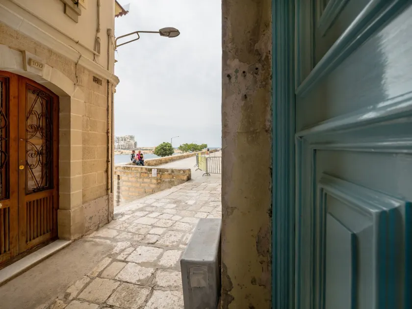Valletta Holiday Old Theatre Lane - Image 1
