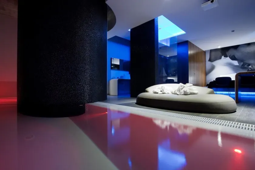 Mood - Private Suites - Image 1
