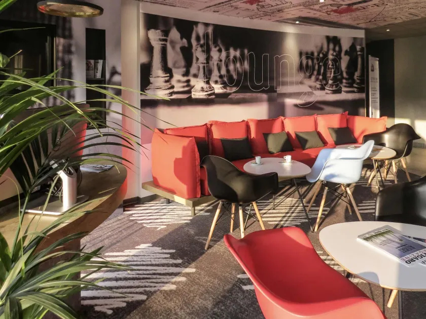 ibis Soissons - Image 1