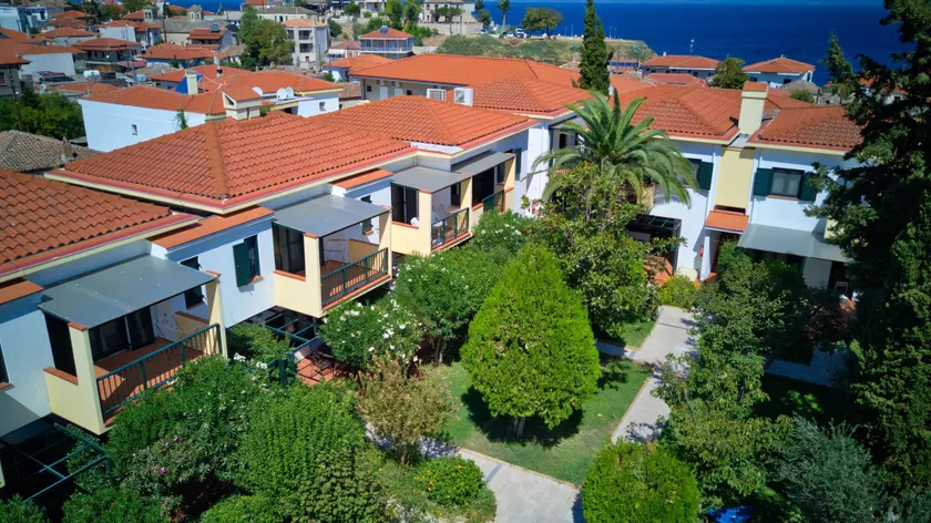 Elia Apartments - Image 1