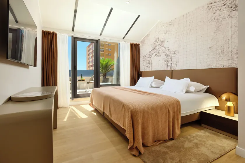 Hotel Atrium - Image 1