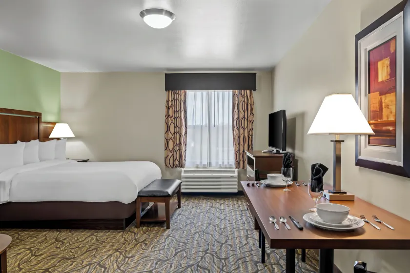 Ledgestone Suites Hotel Elko - Image 1