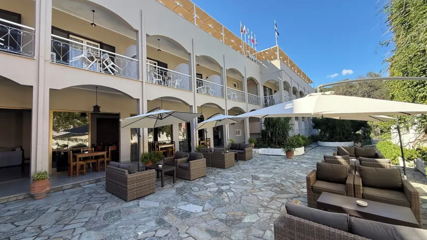 Benitses Arches Hotel - Image 1