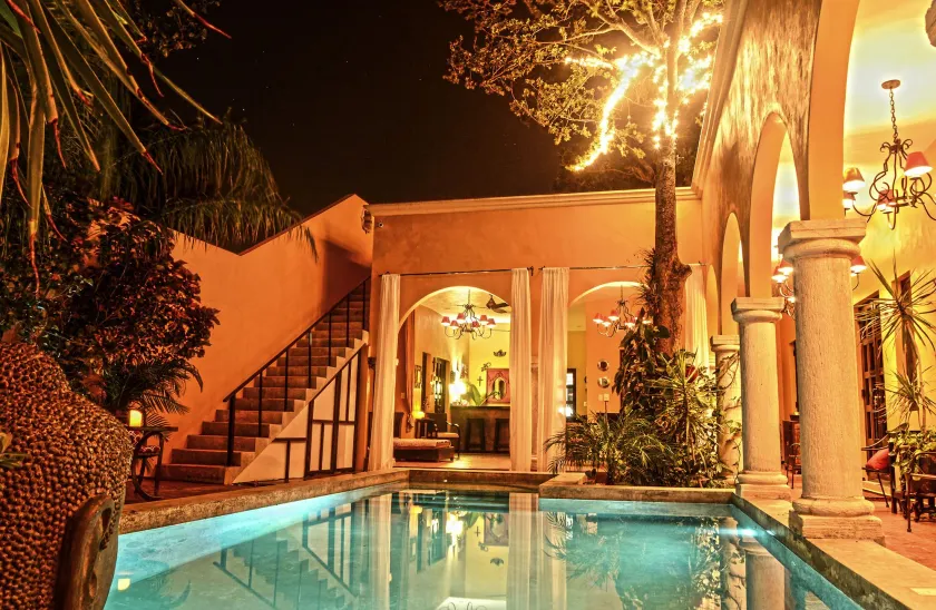 Ochenta Y Dos Bed & Breakfast & Spa - Image 1