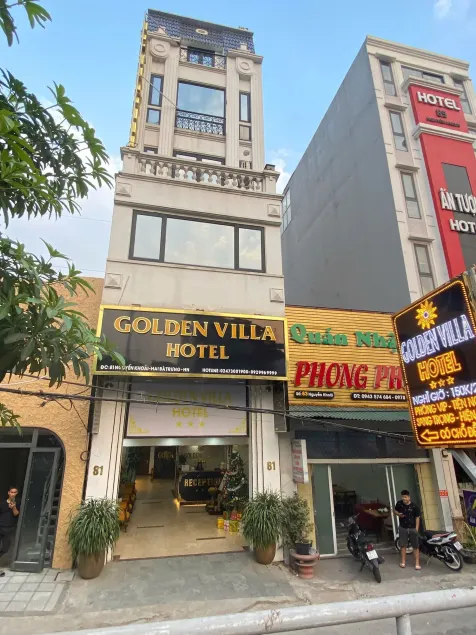 Golden Hotel - Image 1