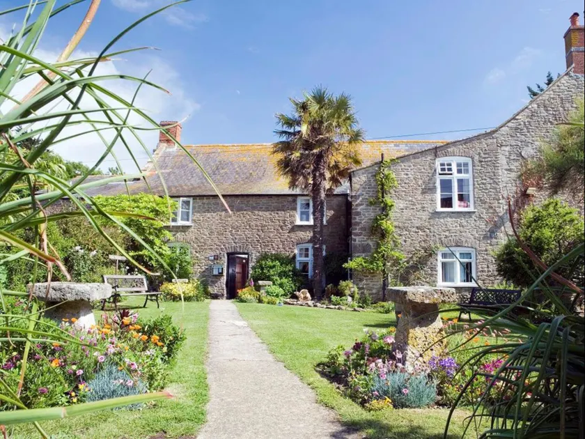 The Manor Hotel - Image 1