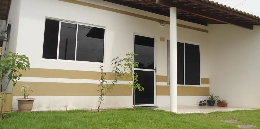 Casa póxima ao Aeroporto e UFAL - Image 1