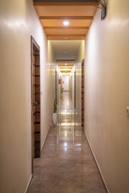 Hotel Royce Executive Near US Consulate, Bandra Kurla Complex - Lobby
