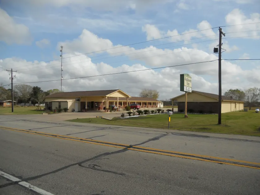 Jackson Inn - Image 1