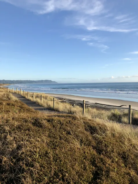 Bowentown Beach Holiday Park - Image 1