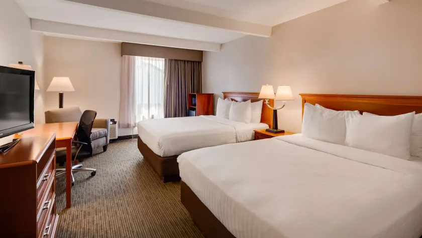 Best Western Tomah Hotel - Image 1