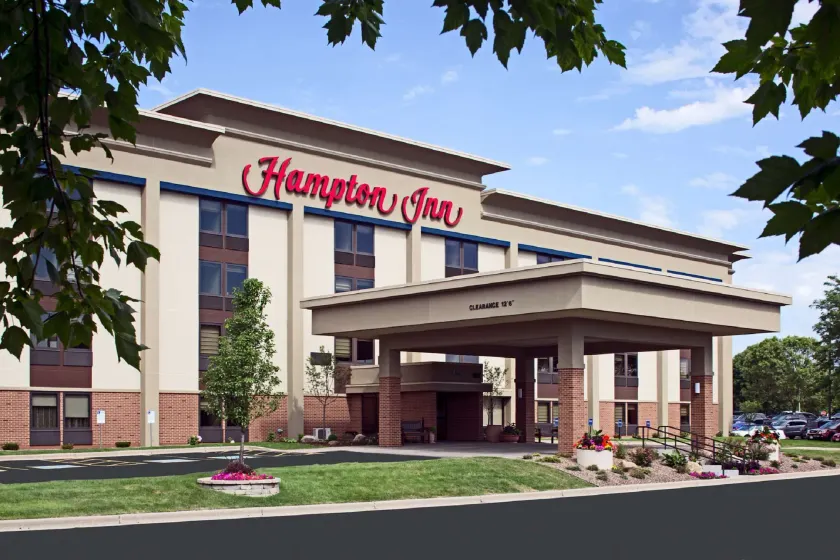Hampton Inn Madison East Towne Mall Area - Image 1