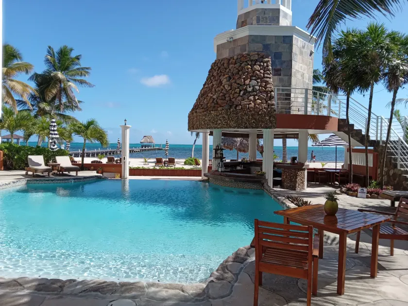 Lighthouse Beach Villas - Image 1