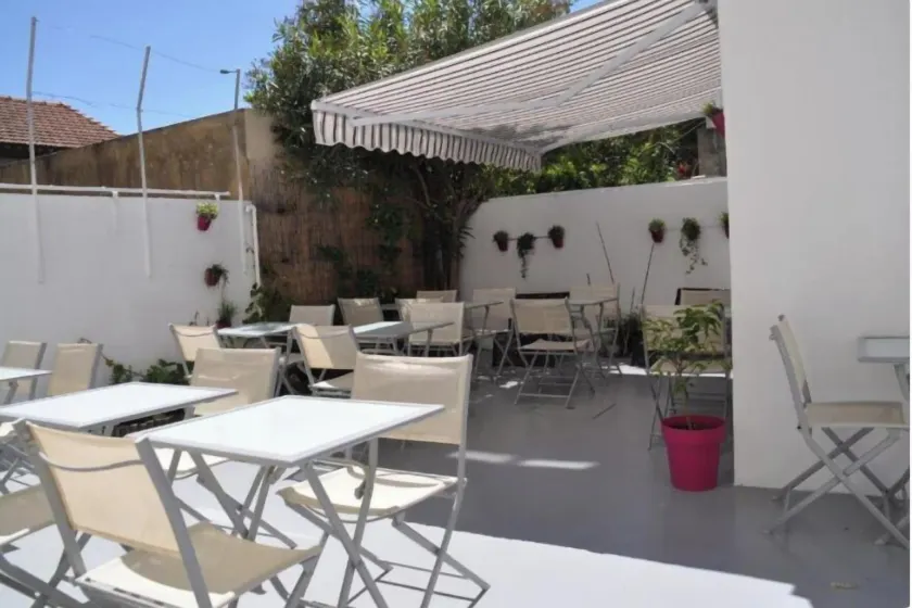 Hôtel Saint George - Image 1