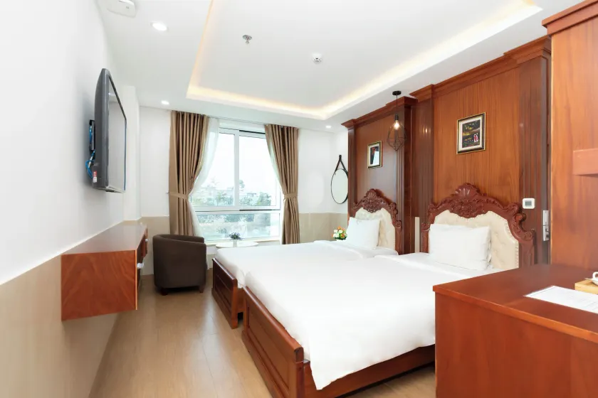 Quan Cuong Da Nang Beach Hotel - Rom