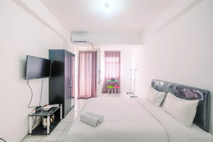 Beautiful Studio at Gunung Putri Square Apartment - Image 1