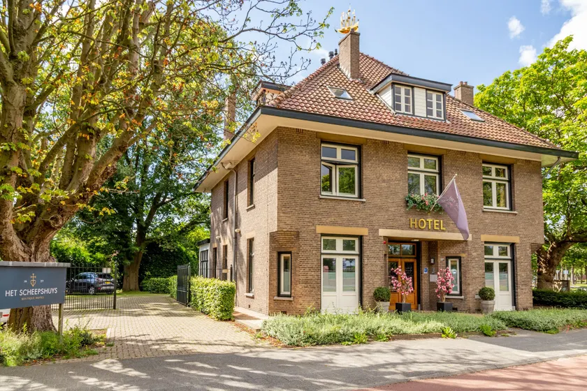 Boutique Hotel Het Scheepshuys - Image 1