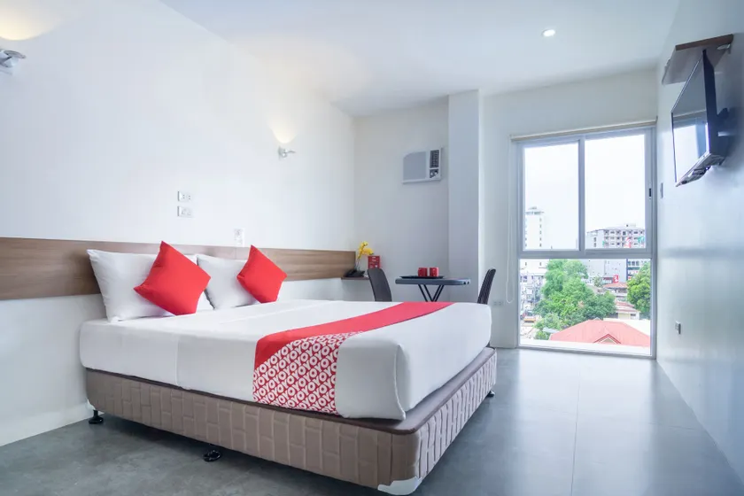 18 Suites Cebu - Image 1