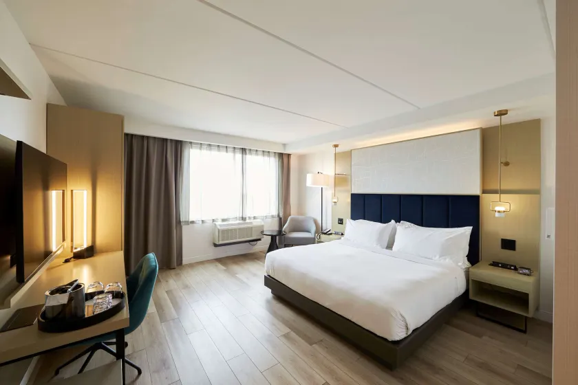 Bloom Mississauga, Tapestry Collection by Hilton - Image 1