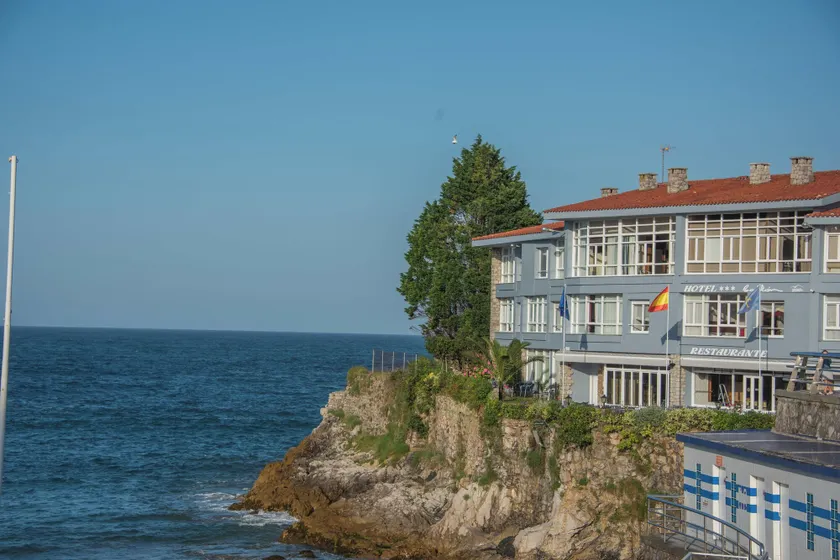 Hotel Sablón - Image 1