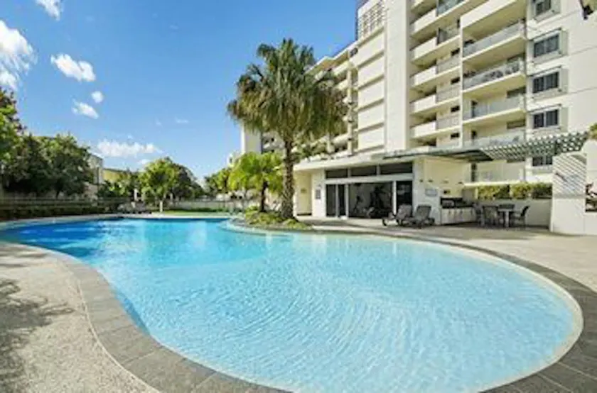 Horton Apartments - Image 1