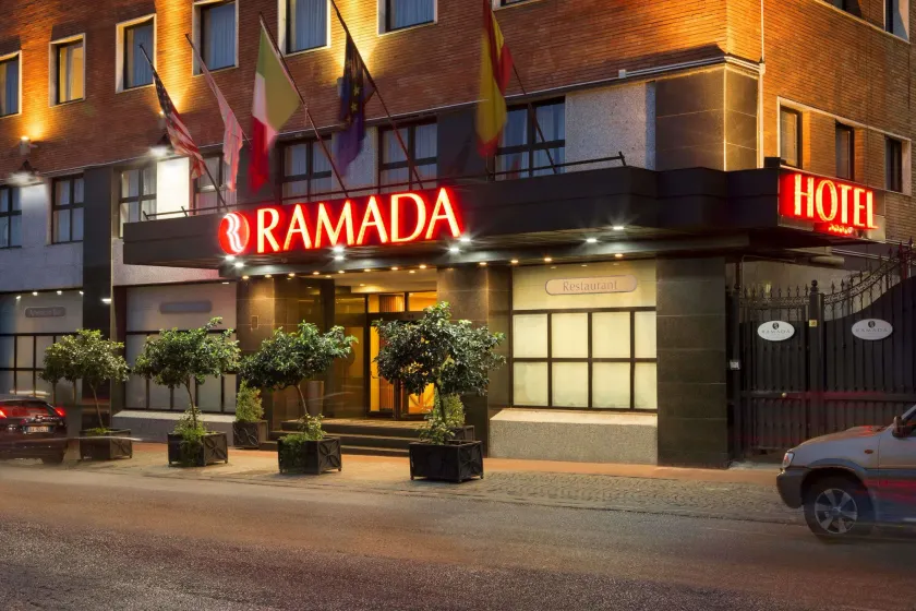 Ramada Naples - Image 1