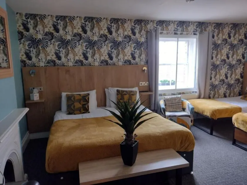 The Crown Inn - Rooms - Image 1