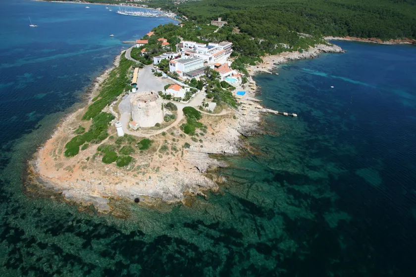 Hotel El Faro - Image 1