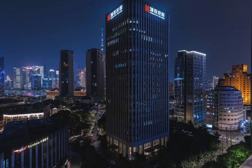 The Bund River Prologue Residence - Image 1