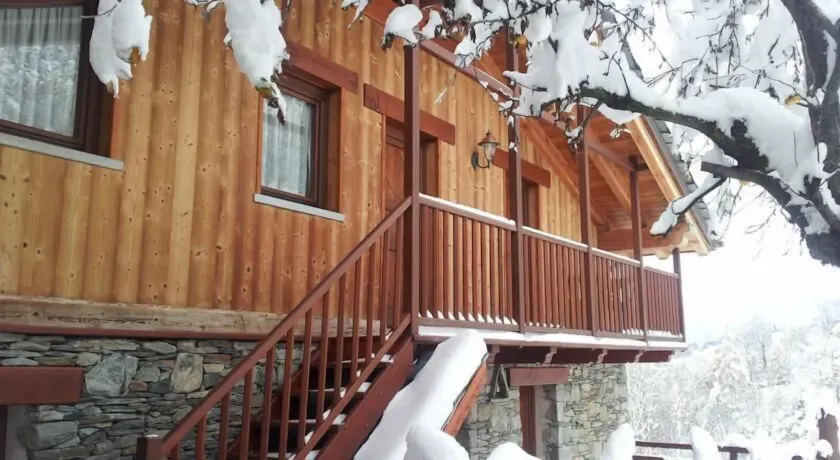 Eco Chalet Maison Dominique - Image 1