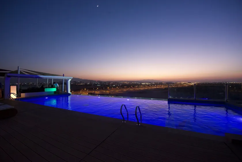 Carnelian Muscat - Airport Hotel - Image 1