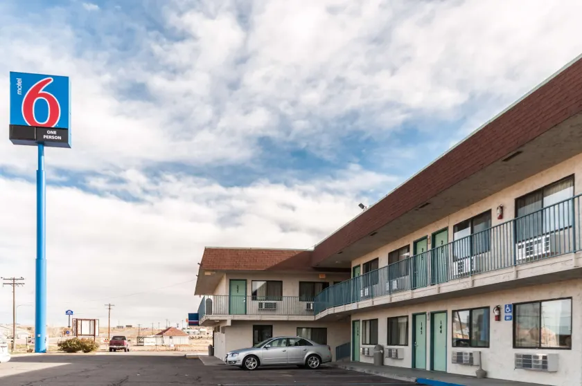 Motel 6-Green River, UT - Image 1