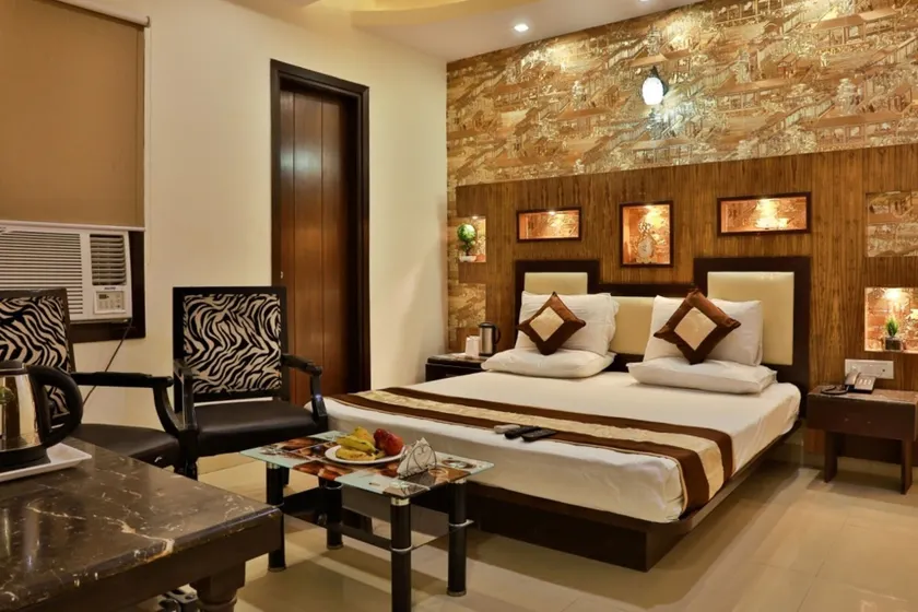 Hotel KNK International - Image 1