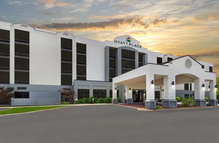 Hyatt Place Louisville-East - Image 1