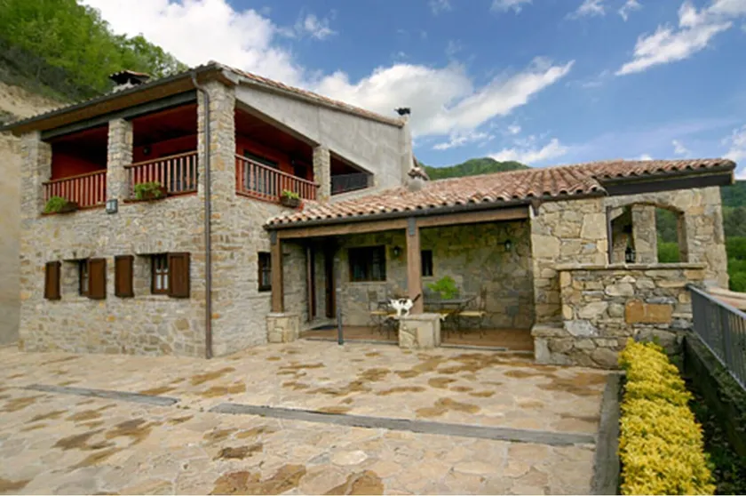 Turisme Rural Mas Isoles - Image 1