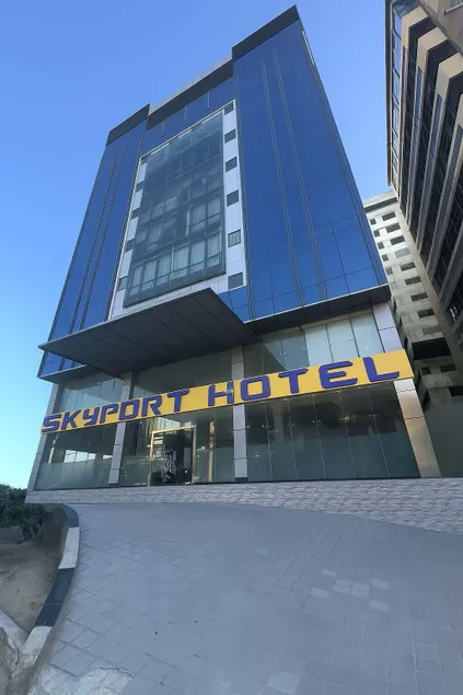 Skyport Hotel - Image 1