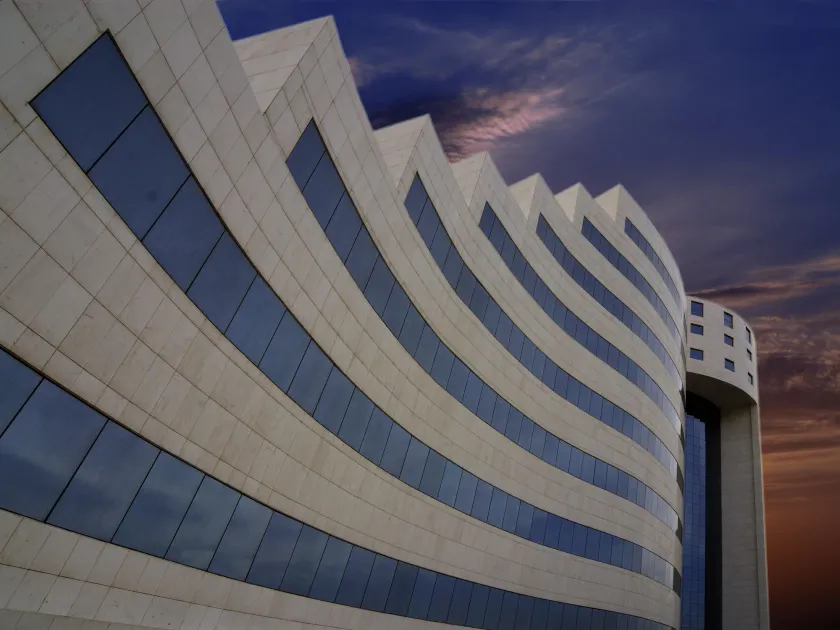 Movenpick Hotel Qassim - Image 1