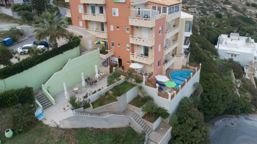 Eliza Apartments - Image 1