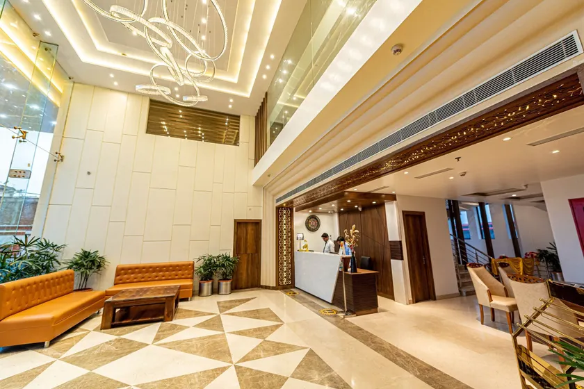 The Elite Lucknow Convention Hotel - Resepsjon