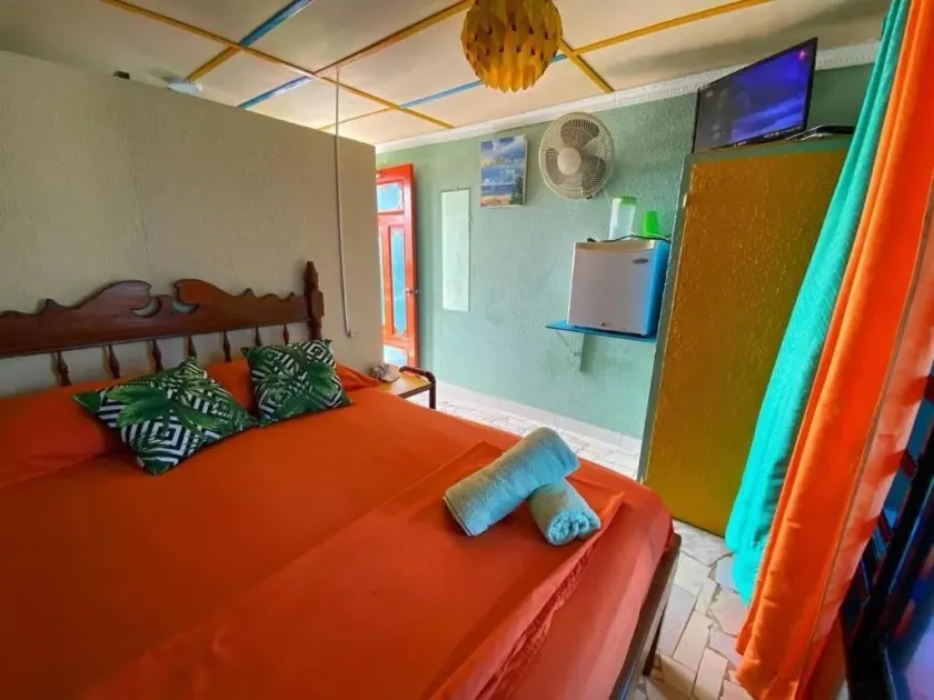 Yellow Moon Guesthouse & Apartments - Chambre
