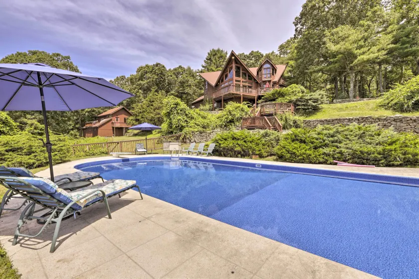 Montville Retreat Near Mohegan Sun: 2-home Bundle! - Image 1