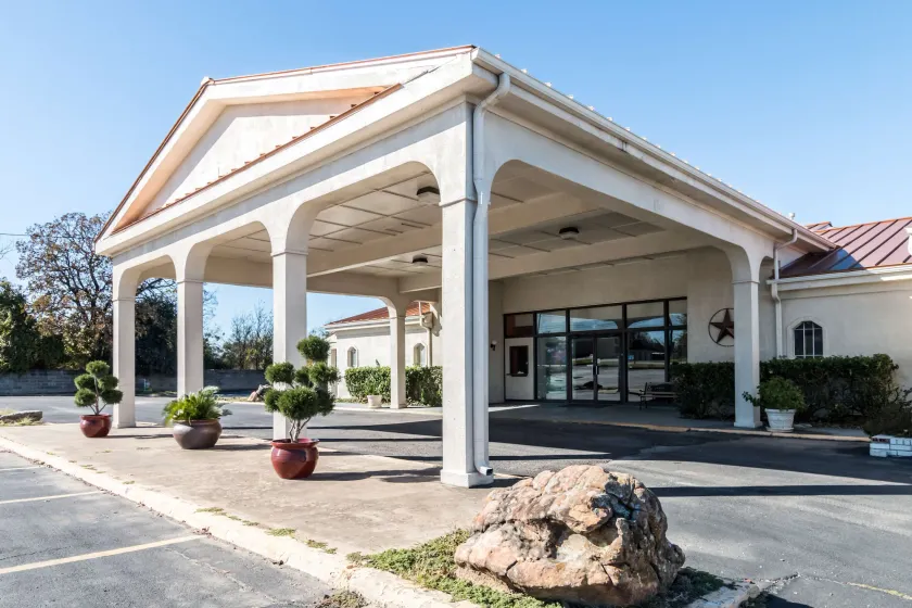 Motel 6-Stephenville, TX - Image 1