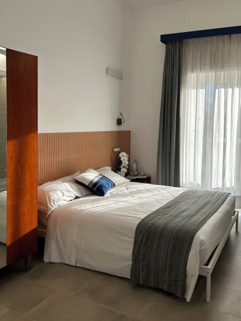 Hotel Mediterraneo - Værelse