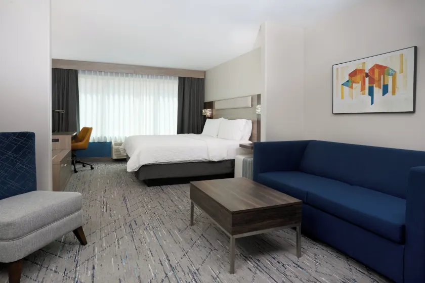 Holiday Inn Express Hotel & Suites Swift Current by IHG - Quarto