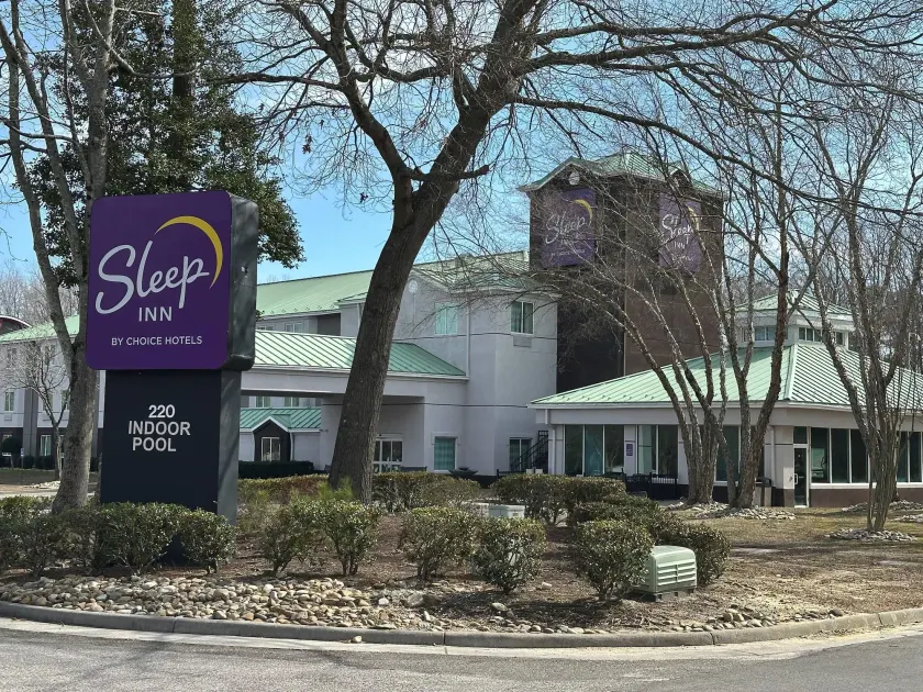 Sleep Inn Historic Williamsburg - Image 1