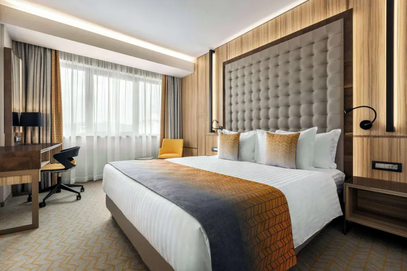 Ramada by Wyndham Ramnicu Valcea - Image 1